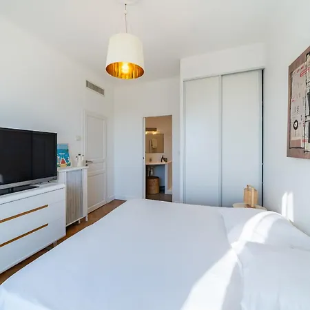Appartement Cozystay 1814 - 2 Pièces Rénové étage élevé *
